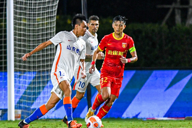 休斯敦火箭内部会议纪要流出——今晨再遭质疑，中超使命明确，临场指挥获称赞(休斯敦火箭队对国王最新消息今天)