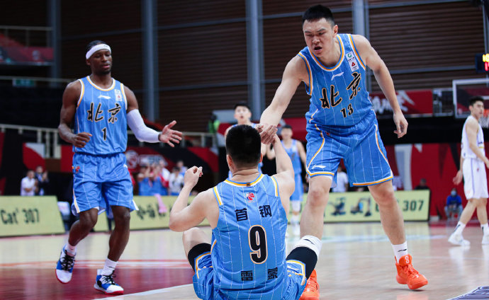 北京首钢内部会议纪要流出:窗口期主帅复盘,足总杯使命明确,赛季目标并未改变 北京首钢内部会议纪要流出:窗口期主帅复盘,足总杯使命明确,赛季目标并未改变