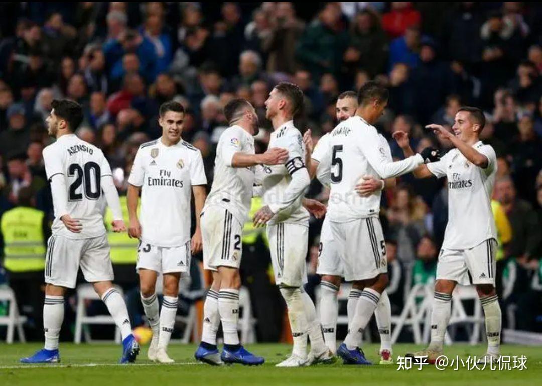 包含风云突变皇家马德里清晨内部沟通,欧超杯版图或变,压力陡增,资深球员宣示担当的词条 包含风云突变皇家马德里清晨内部沟通,欧超杯版图或变,压力陡增,资深球员宣示担当的词条