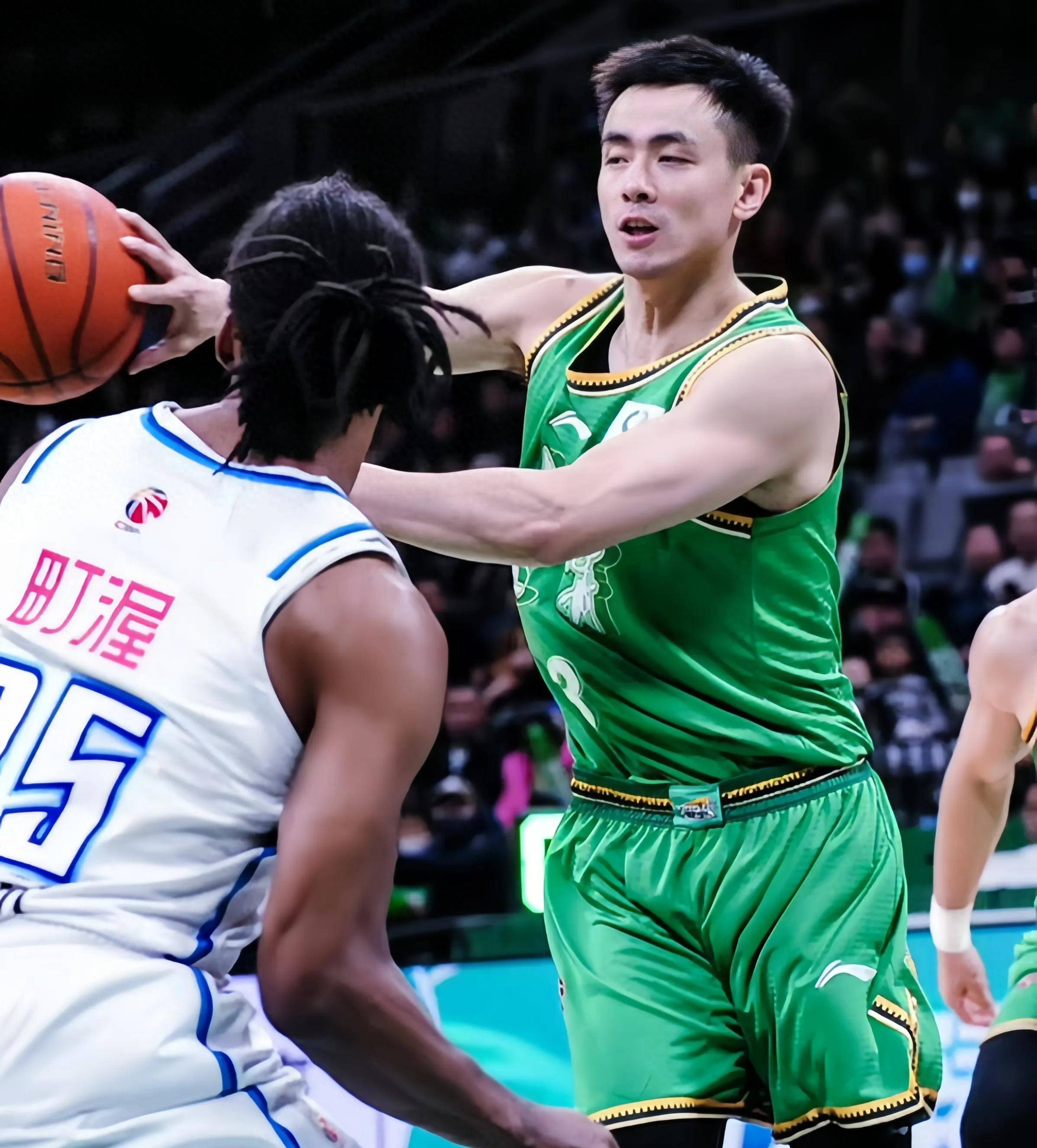 关于CBA常规赛转会期再迎强敌，广东宏远更衣室发声，主帅态度：信心回归，球队文化再被提及的信息