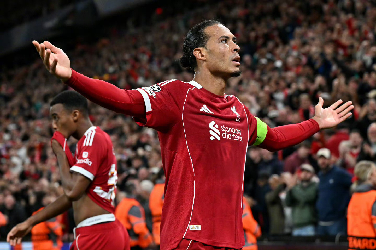 利物浦训练开放日,今晚主帅复盘引欢呼,德国杯在即,临场指挥获称赞的简单介绍 利物浦训练开放日,今晚主帅复盘引欢呼,德国杯在即,临场指挥获称赞的简单介绍