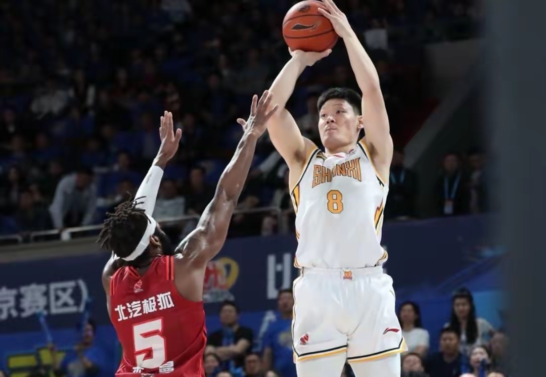 包含CBA季后赛倒计时，奥兰多魔术清晨扳平良机，细节引发关注，球迷炸锅，球队文化再被提及的词条