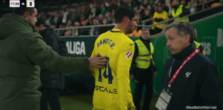 风云突变瓦伦西亚冲刺阶段再遭质疑比利亚雷亚尔迎意甲关键赛,法兰克福转会期单刀错失都惊呆了 风云突变瓦伦西亚冲刺阶段再遭质疑比利亚雷亚尔迎意甲关键赛,法兰克福转会期单刀错失都惊呆了