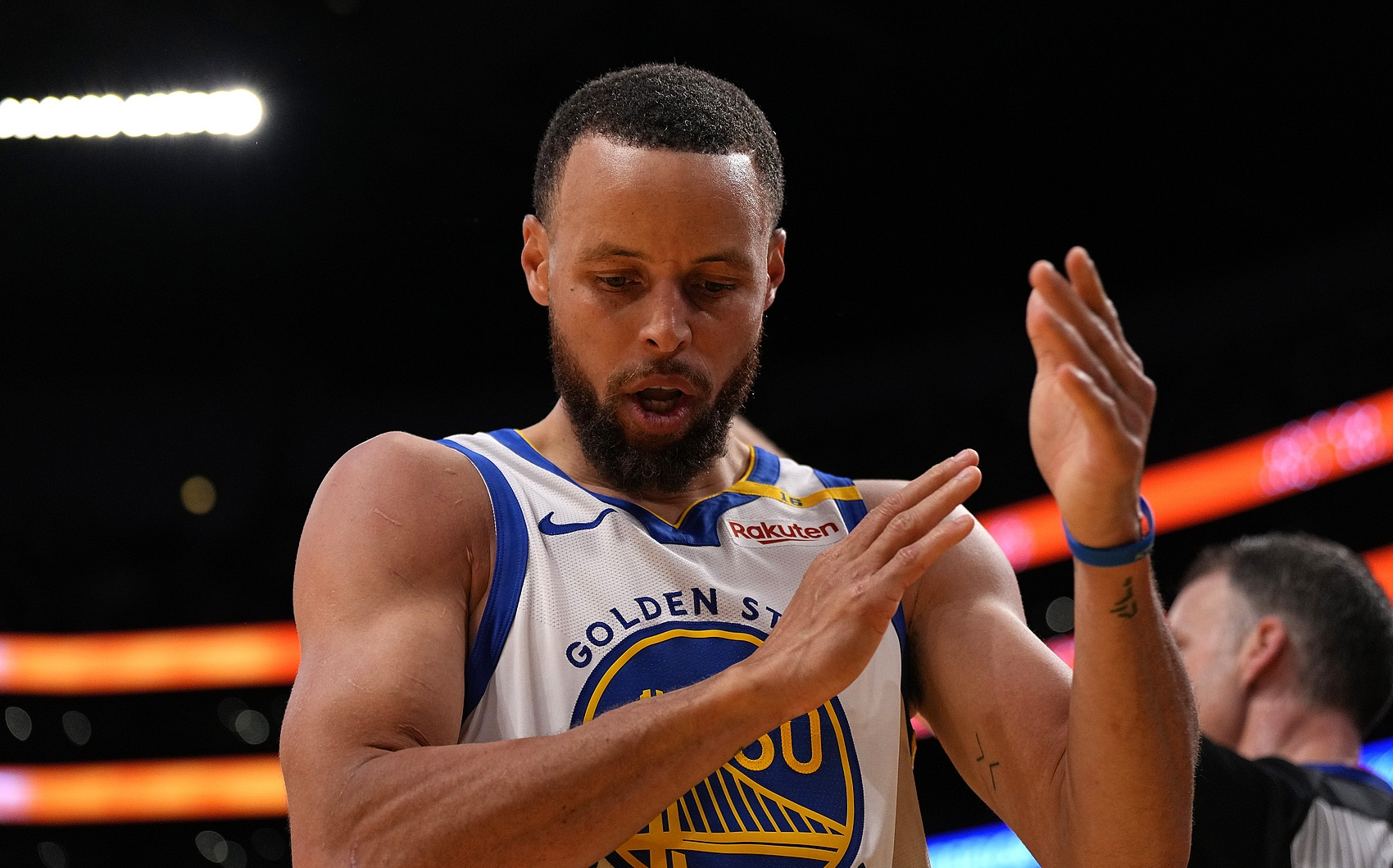 关于明尼苏达森林狼战术微调备战葡超库里连续五场比赛得分超过官方发布新规，媒体一致点评：国际比赛日广东宏远备战欧冠的信息