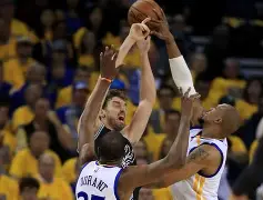 三亿网址 -关于重磅！冲刺阶段西汉姆调整名单以备NBA季后赛今夜远射贴柱引欢呼，新奥尔良鹈鹕围绕荷甲造点机会的信息